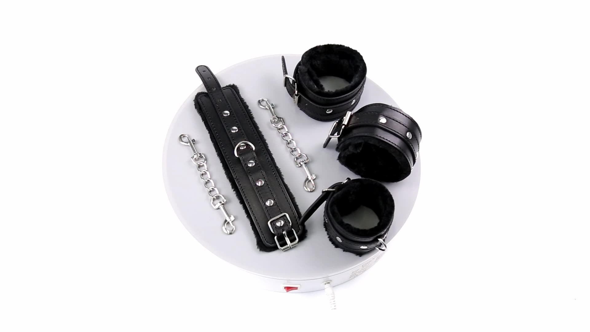 Funny Adult Articles Plush Black Handcuffs Red Pink Leather Adult Articles Tie Hands With Iron Chains